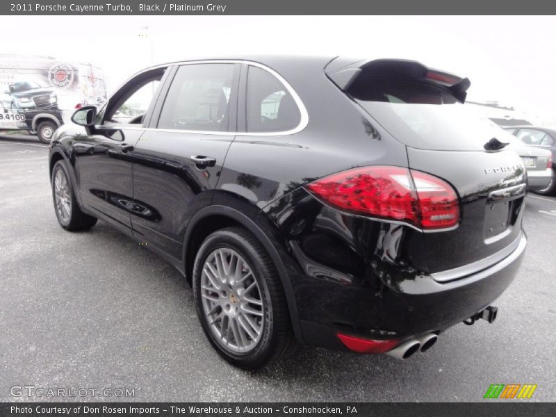Black / Platinum Grey 2011 Porsche Cayenne Turbo