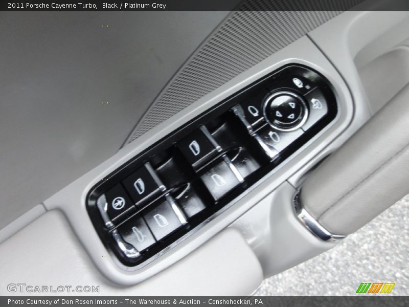 Black / Platinum Grey 2011 Porsche Cayenne Turbo