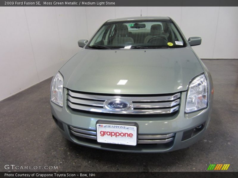 Moss Green Metallic / Medium Light Stone 2009 Ford Fusion SE
