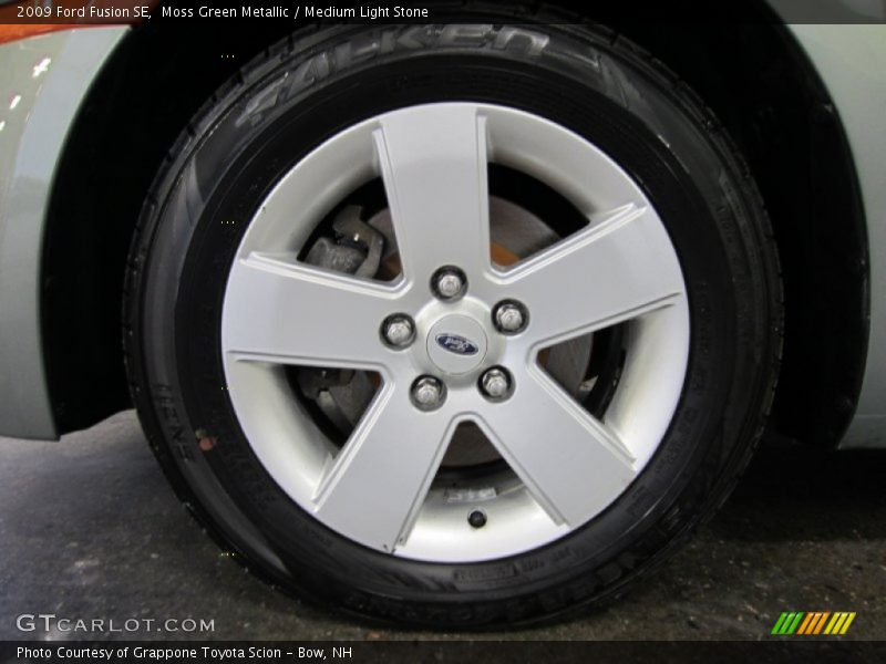 Moss Green Metallic / Medium Light Stone 2009 Ford Fusion SE