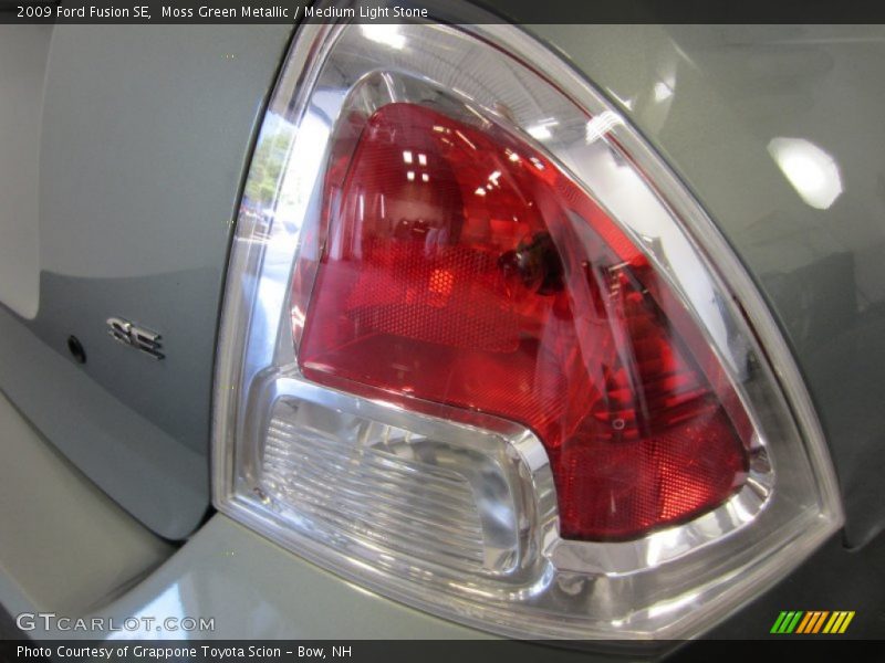 Moss Green Metallic / Medium Light Stone 2009 Ford Fusion SE