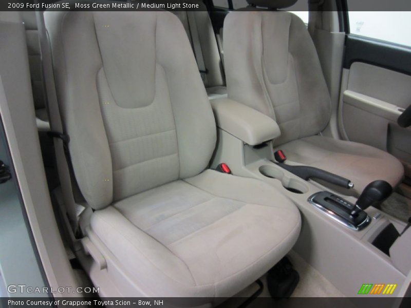 Moss Green Metallic / Medium Light Stone 2009 Ford Fusion SE