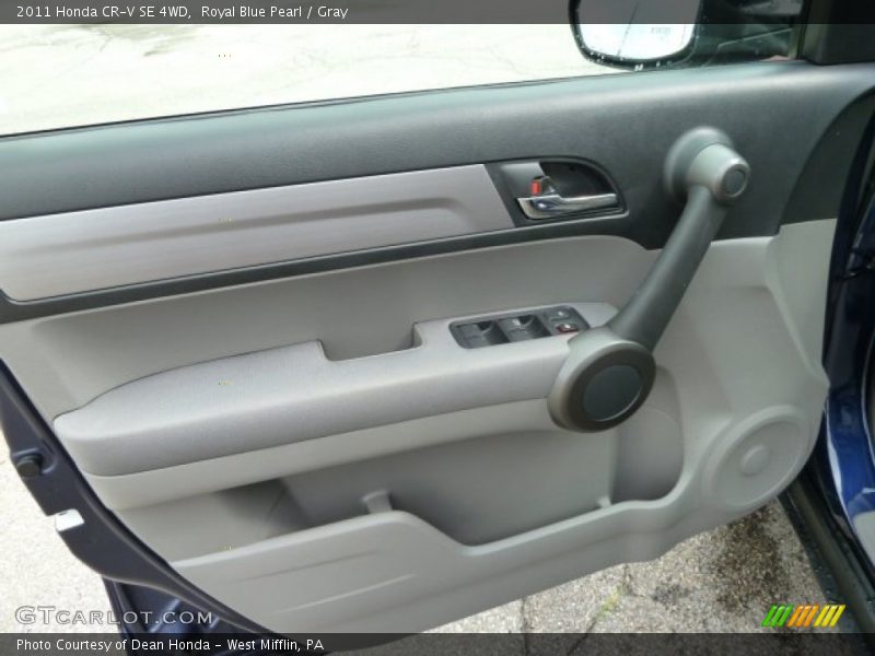 Royal Blue Pearl / Gray 2011 Honda CR-V SE 4WD