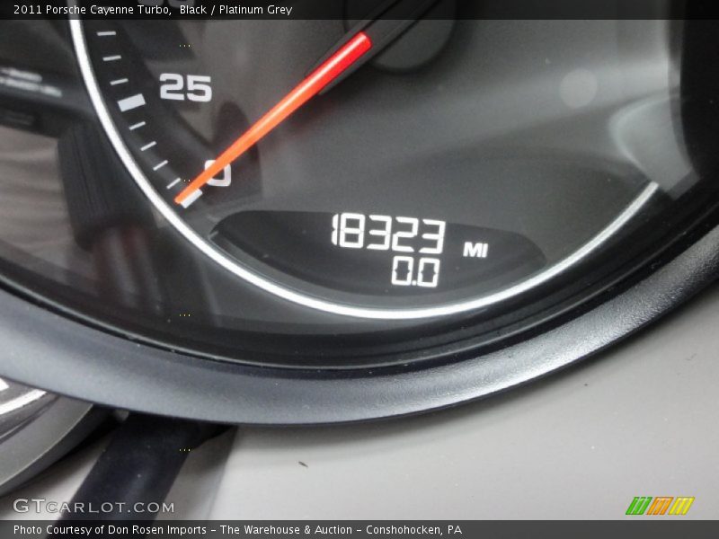Black / Platinum Grey 2011 Porsche Cayenne Turbo