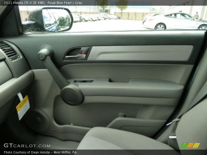 Royal Blue Pearl / Gray 2011 Honda CR-V SE 4WD