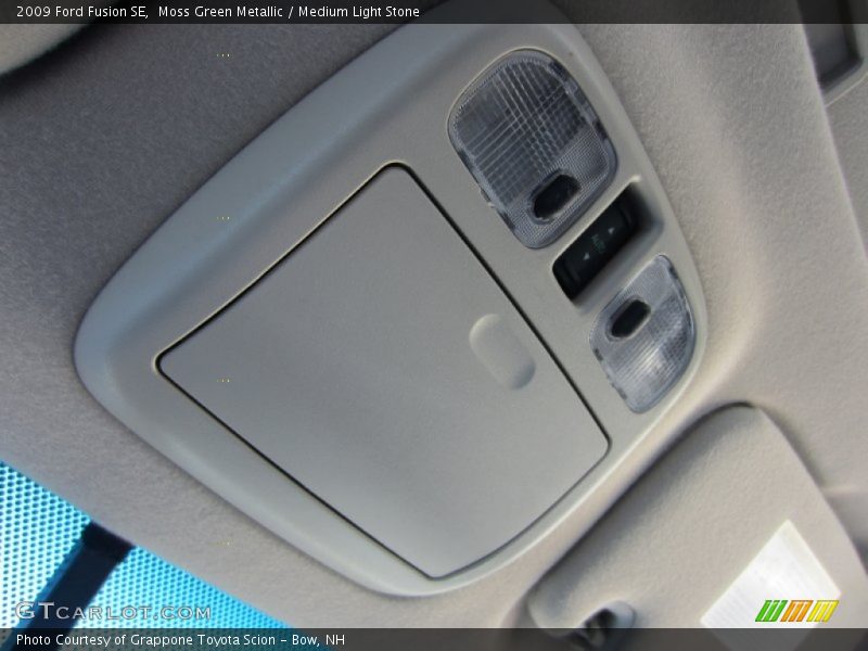 Moss Green Metallic / Medium Light Stone 2009 Ford Fusion SE