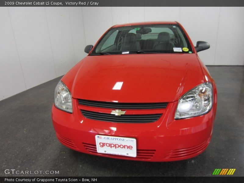Victory Red / Gray 2009 Chevrolet Cobalt LS Coupe