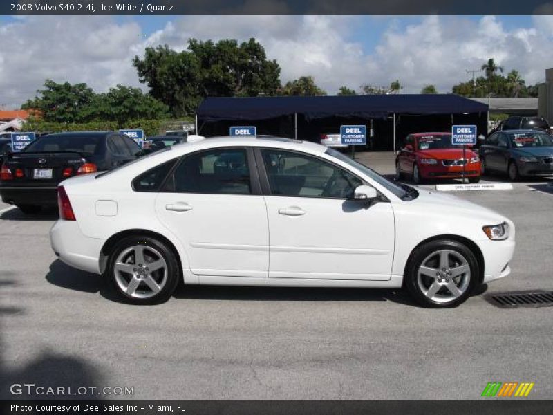 Ice White / Quartz 2008 Volvo S40 2.4i