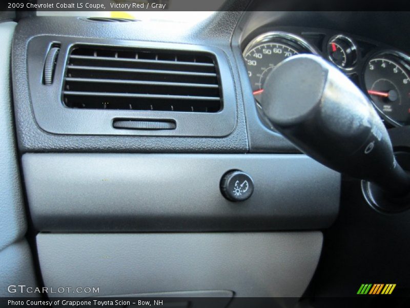 Victory Red / Gray 2009 Chevrolet Cobalt LS Coupe