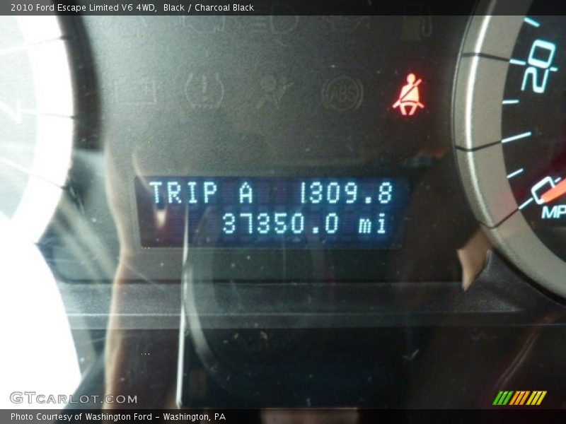 Black / Charcoal Black 2010 Ford Escape Limited V6 4WD