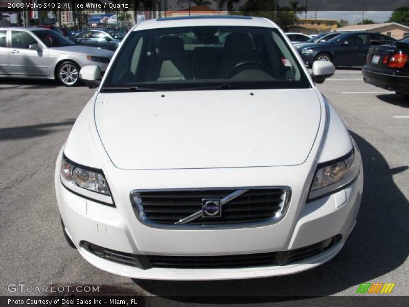 Ice White / Quartz 2008 Volvo S40 2.4i