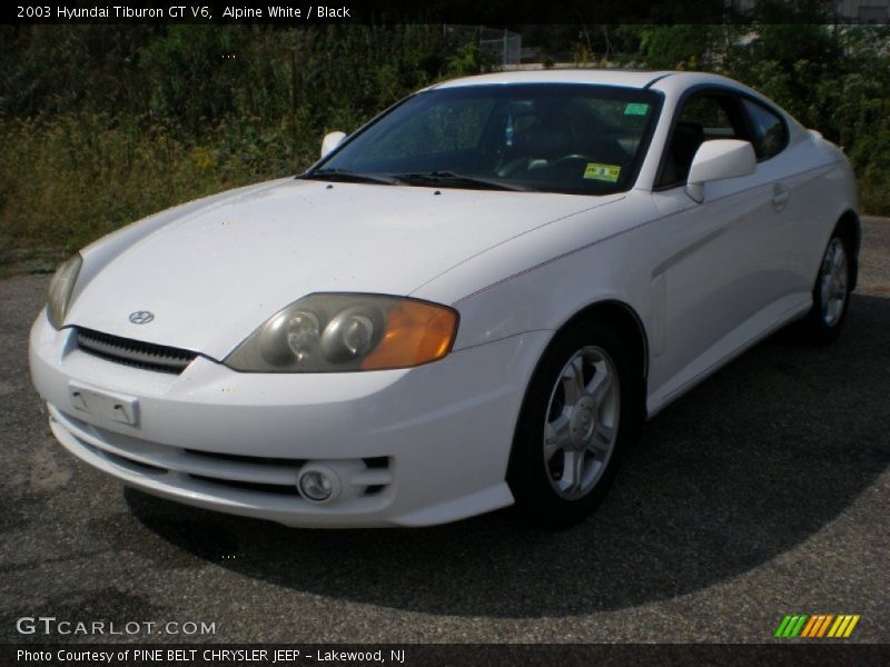 Front 3/4 View of 2003 Tiburon GT V6