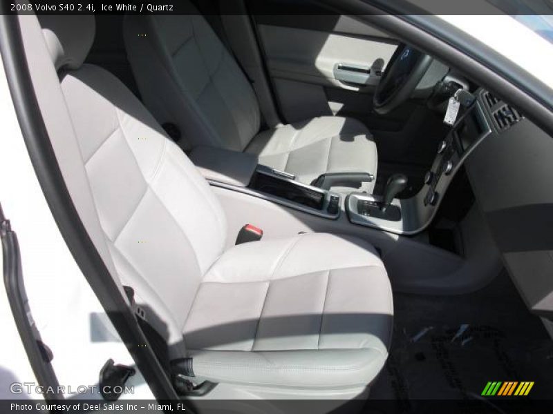 Ice White / Quartz 2008 Volvo S40 2.4i