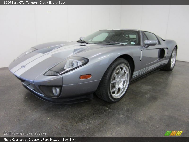 Front 3/4 View of 2006 GT 