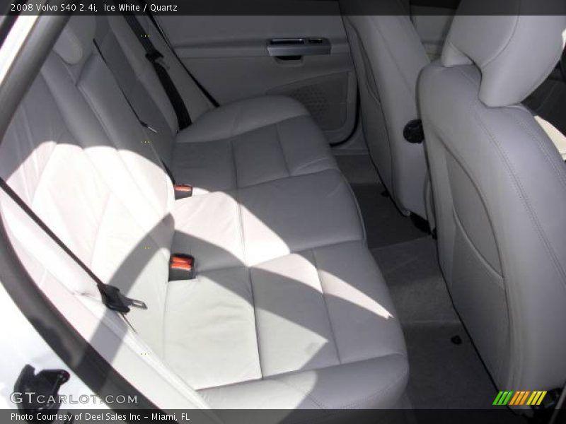 Ice White / Quartz 2008 Volvo S40 2.4i