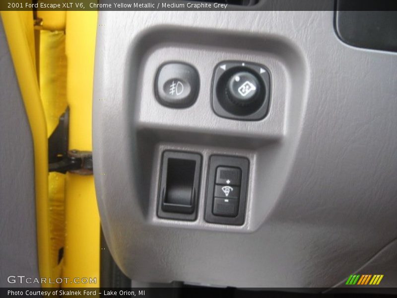 Chrome Yellow Metallic / Medium Graphite Grey 2001 Ford Escape XLT V6