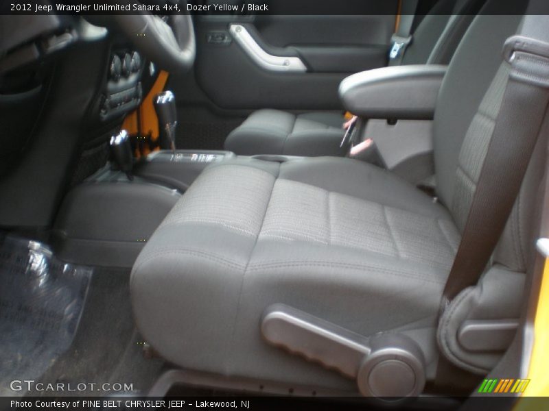 Dozer Yellow / Black 2012 Jeep Wrangler Unlimited Sahara 4x4