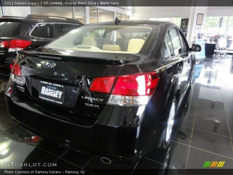 Crystal Black Silica / Warm Ivory 2011 Subaru Legacy 3.6R Limited