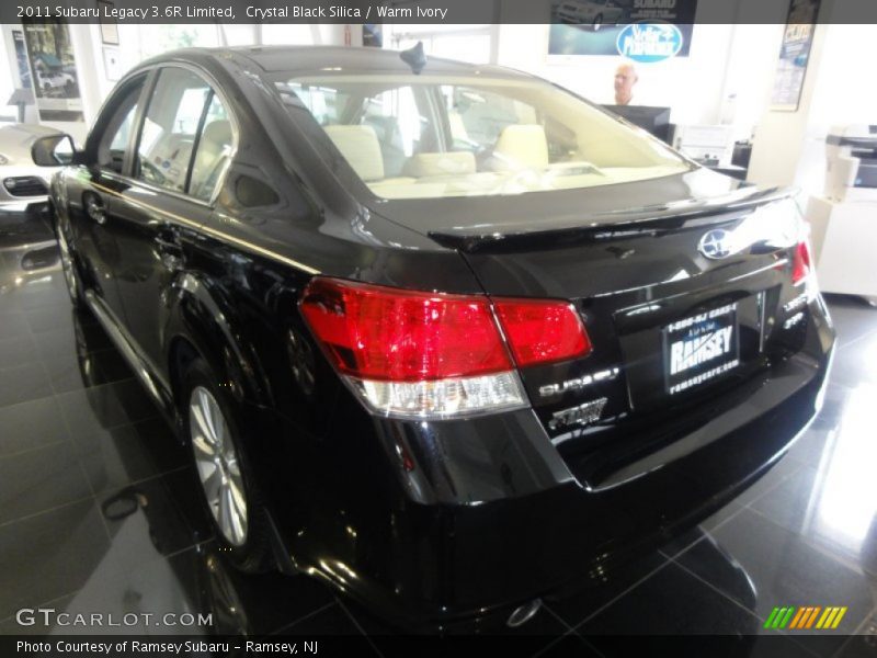 Crystal Black Silica / Warm Ivory 2011 Subaru Legacy 3.6R Limited