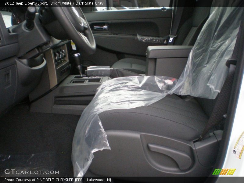 Bright White / Dark Slate Gray 2012 Jeep Liberty Sport