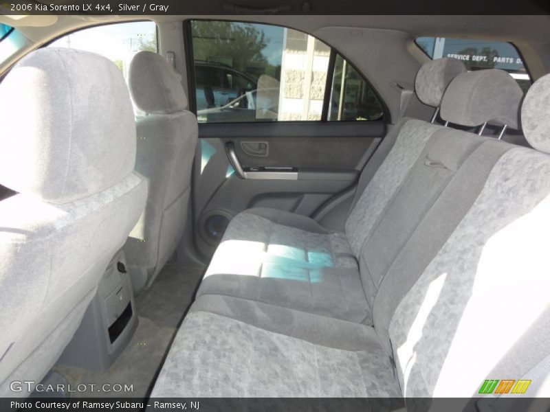 Silver / Gray 2006 Kia Sorento LX 4x4