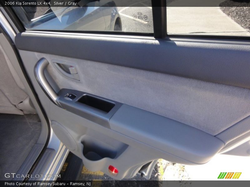 Silver / Gray 2006 Kia Sorento LX 4x4