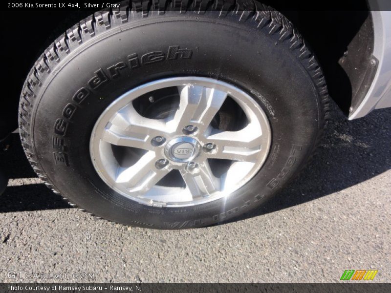 Silver / Gray 2006 Kia Sorento LX 4x4