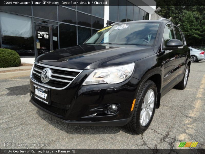Deep Black Metallic / Charcoal 2009 Volkswagen Tiguan SE 4Motion