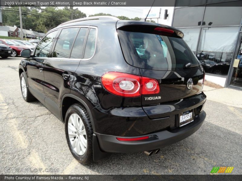 Deep Black Metallic / Charcoal 2009 Volkswagen Tiguan SE 4Motion