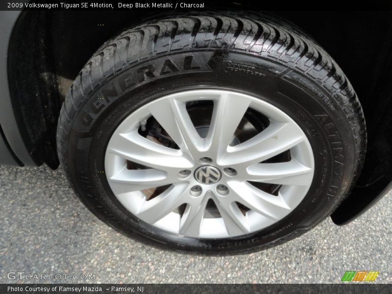 Deep Black Metallic / Charcoal 2009 Volkswagen Tiguan SE 4Motion