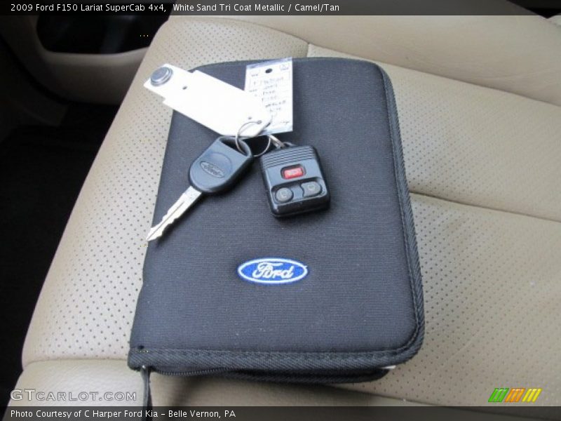 White Sand Tri Coat Metallic / Camel/Tan 2009 Ford F150 Lariat SuperCab 4x4