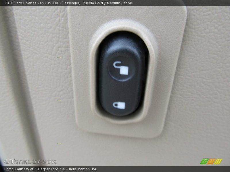 Pueblo Gold / Medium Pebble 2010 Ford E Series Van E350 XLT Passenger