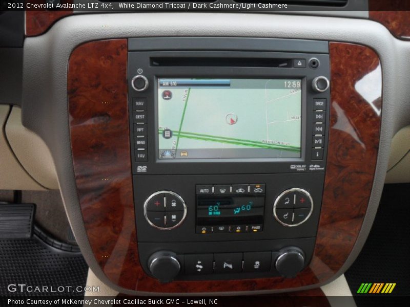 Navigation of 2012 Avalanche LTZ 4x4