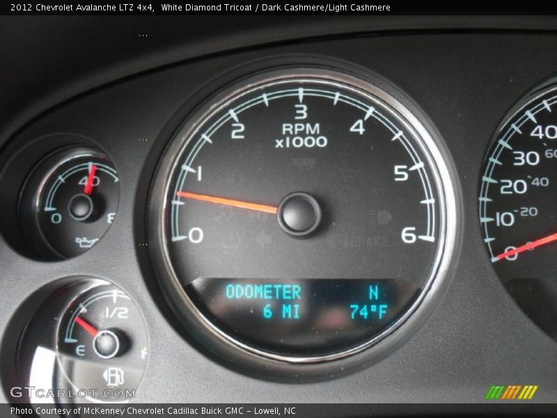 White Diamond Tricoat / Dark Cashmere/Light Cashmere 2012 Chevrolet Avalanche LTZ 4x4