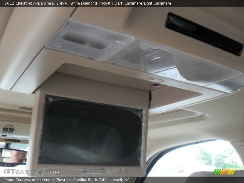 White Diamond Tricoat / Dark Cashmere/Light Cashmere 2012 Chevrolet Avalanche LTZ 4x4