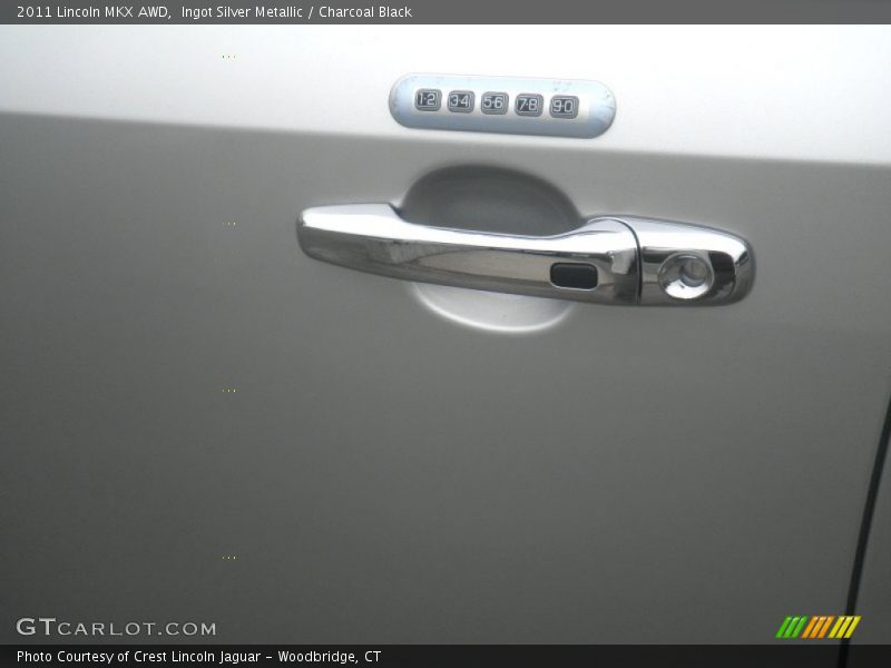 Ingot Silver Metallic / Charcoal Black 2011 Lincoln MKX AWD