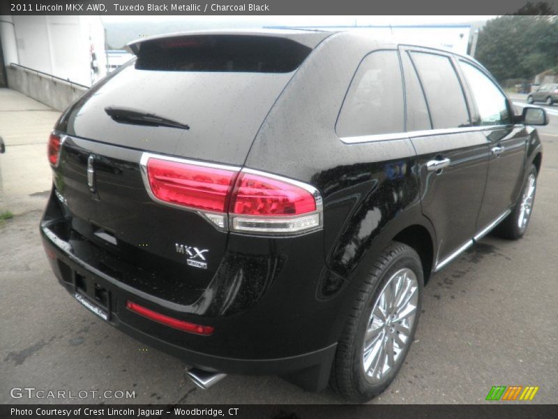 Tuxedo Black Metallic / Charcoal Black 2011 Lincoln MKX AWD