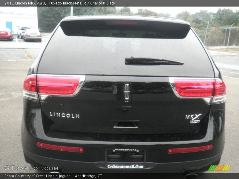 Tuxedo Black Metallic / Charcoal Black 2011 Lincoln MKX AWD