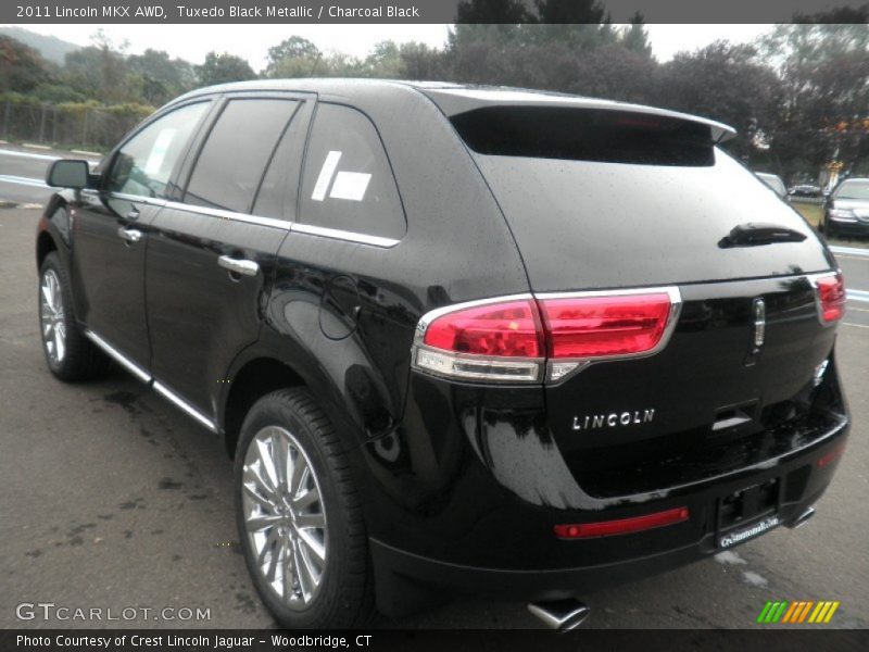 Tuxedo Black Metallic / Charcoal Black 2011 Lincoln MKX AWD
