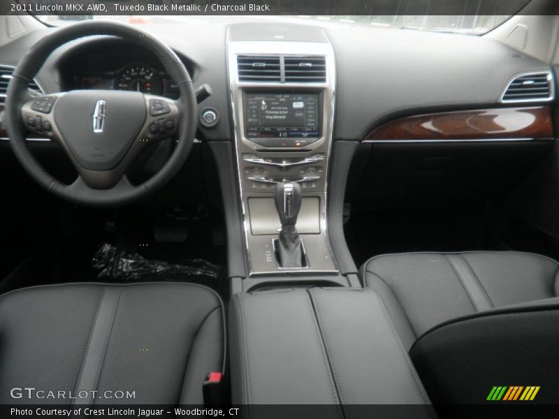 Tuxedo Black Metallic / Charcoal Black 2011 Lincoln MKX AWD