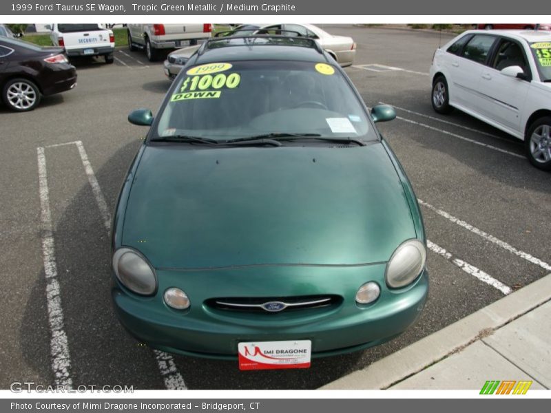 Tropic Green Metallic / Medium Graphite 1999 Ford Taurus SE Wagon