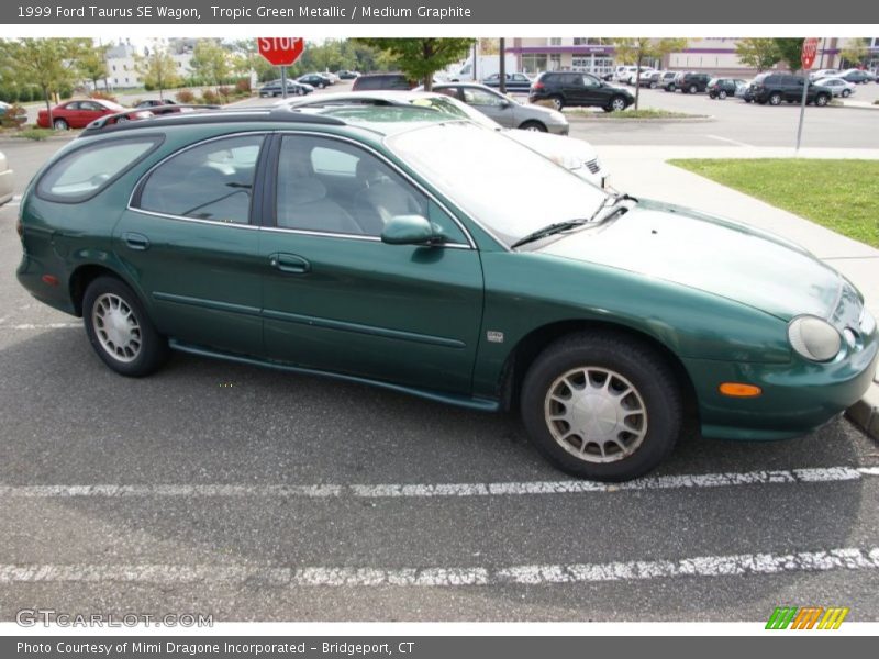 Tropic Green Metallic / Medium Graphite 1999 Ford Taurus SE Wagon