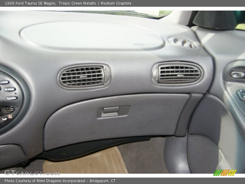 Tropic Green Metallic / Medium Graphite 1999 Ford Taurus SE Wagon