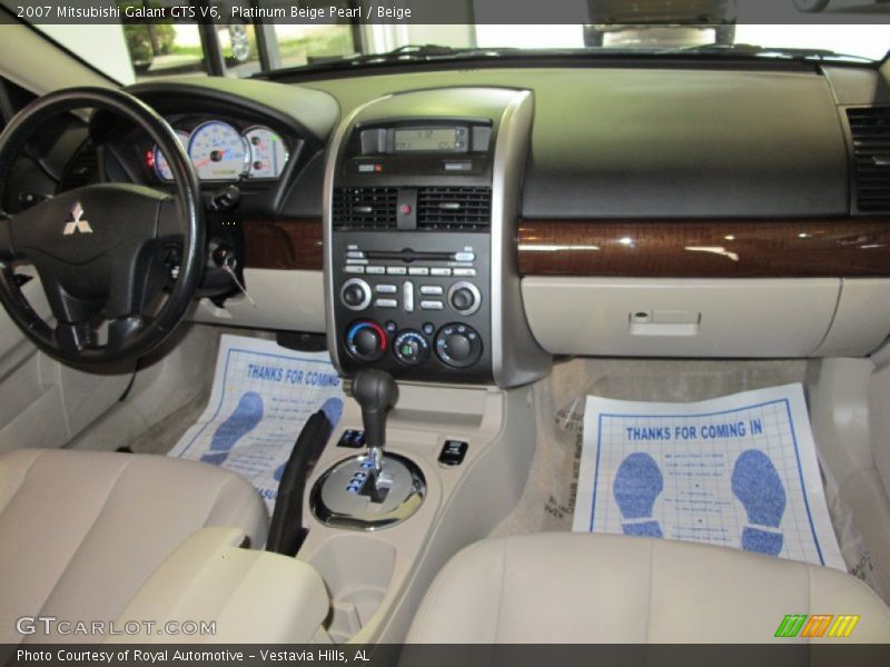 Dashboard of 2007 Galant GTS V6