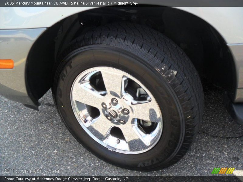  2005 Mountaineer V8 AWD Wheel