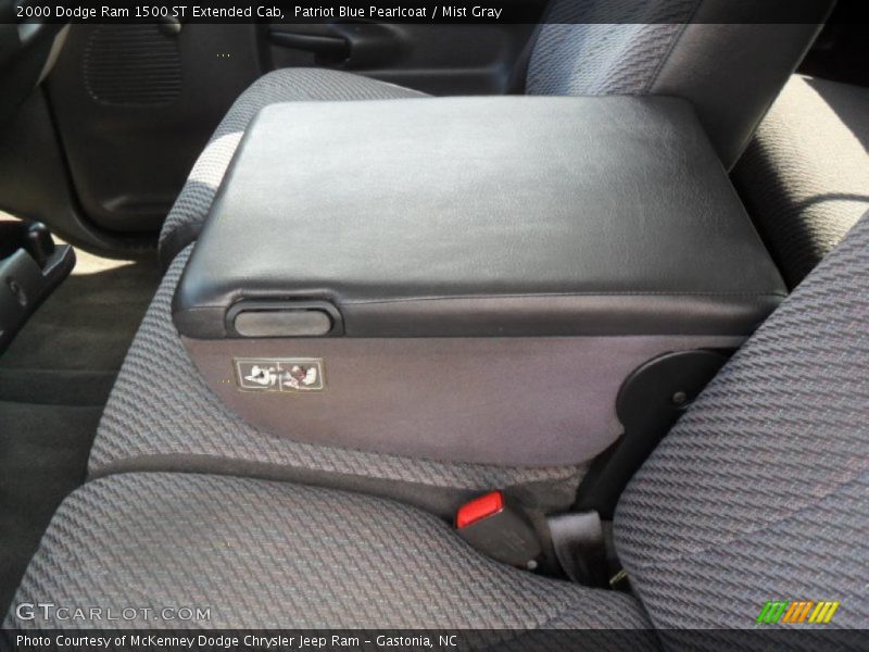 Patriot Blue Pearlcoat / Mist Gray 2000 Dodge Ram 1500 ST Extended Cab