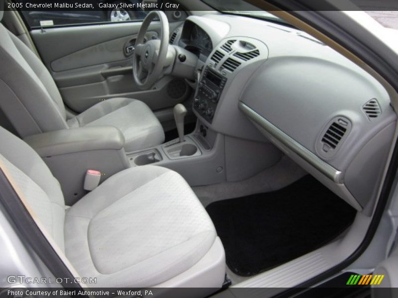 Galaxy Silver Metallic / Gray 2005 Chevrolet Malibu Sedan