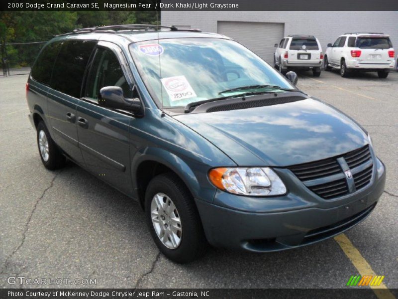 Magnesium Pearl / Dark Khaki/Light Graystone 2006 Dodge Grand Caravan SE