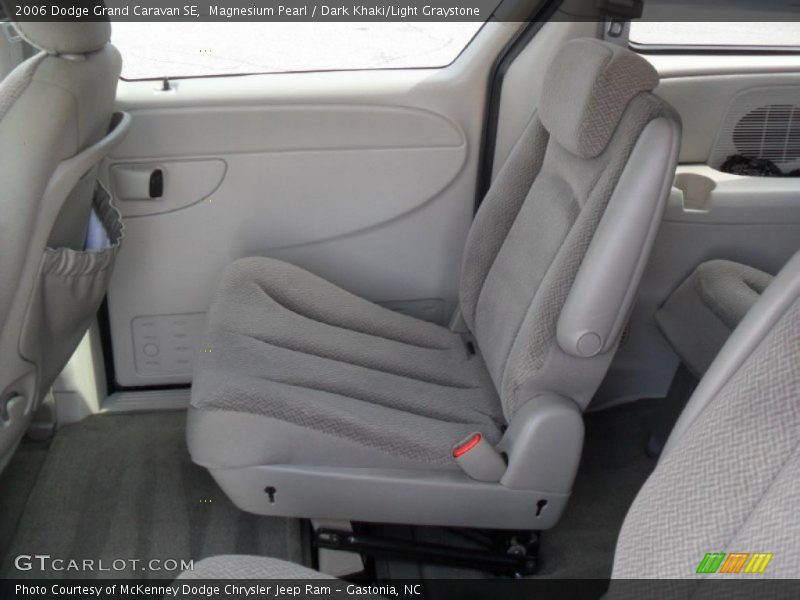 Magnesium Pearl / Dark Khaki/Light Graystone 2006 Dodge Grand Caravan SE