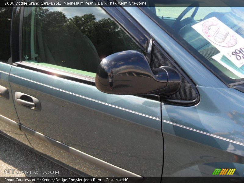 Magnesium Pearl / Dark Khaki/Light Graystone 2006 Dodge Grand Caravan SE